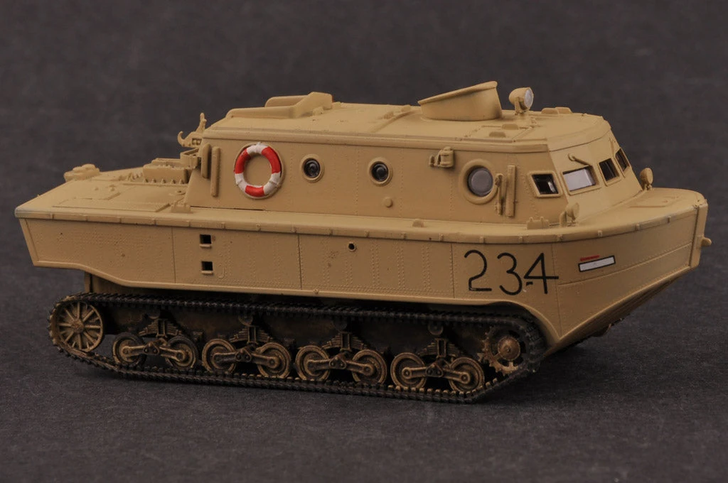 HobbyBoss 1/72 German Land-Wasser-Schlepper (LWS) Amphibious Tractor Early 82918 - Image 3