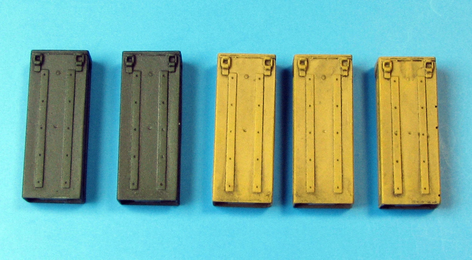 Eureka XXL 1/35 German Metal Ammo Boxes For 7.5 Cm Kw.K.37/Stu.K.37 L/24 E-004 - Image 2