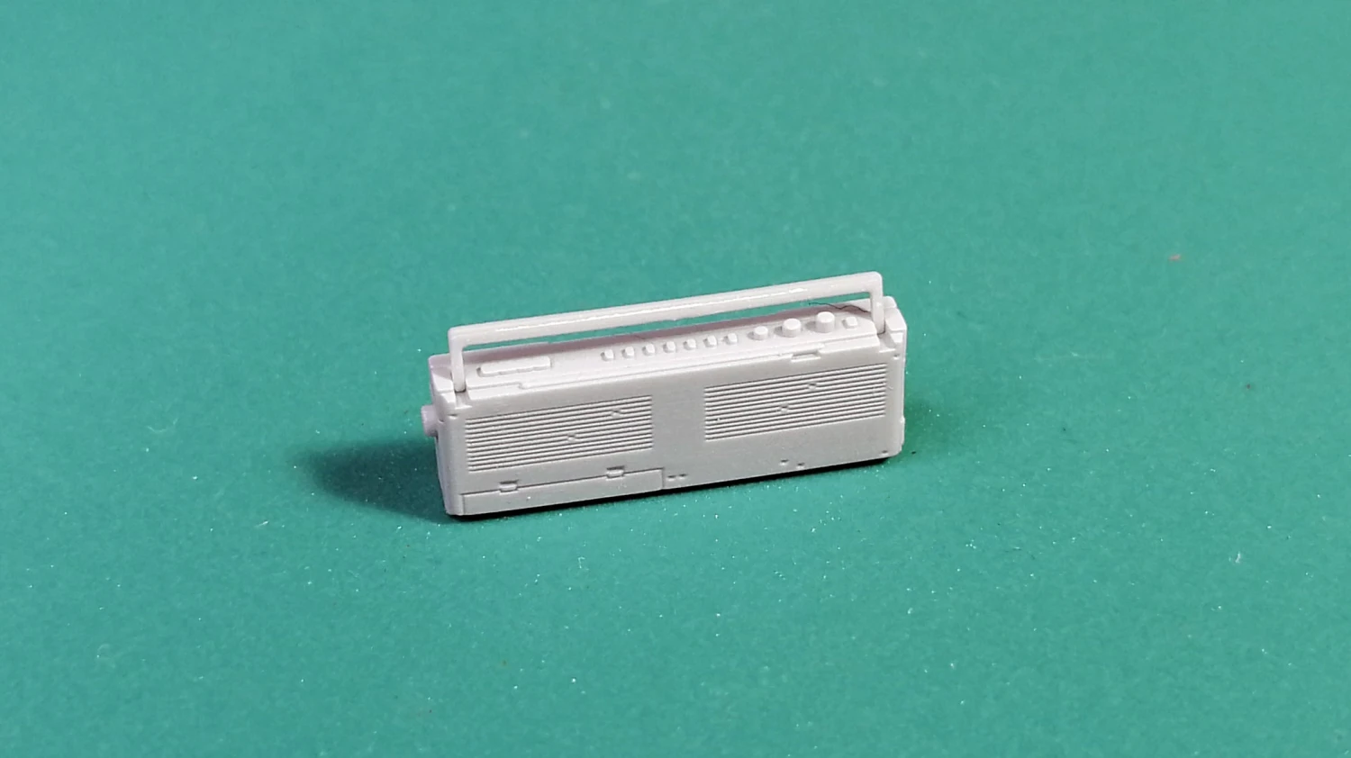 Eureka XXL 1/35 Portable Radio Casette Player E-057 - Image 12