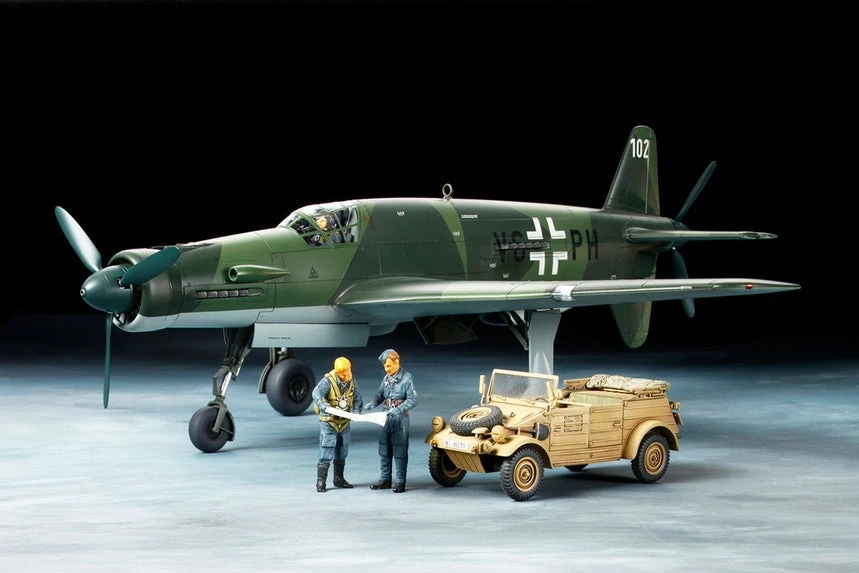 Tamiya 1/48 German Dornier Do335A Pfeil W/Kubelwagen Type 82 25206 - Image 2