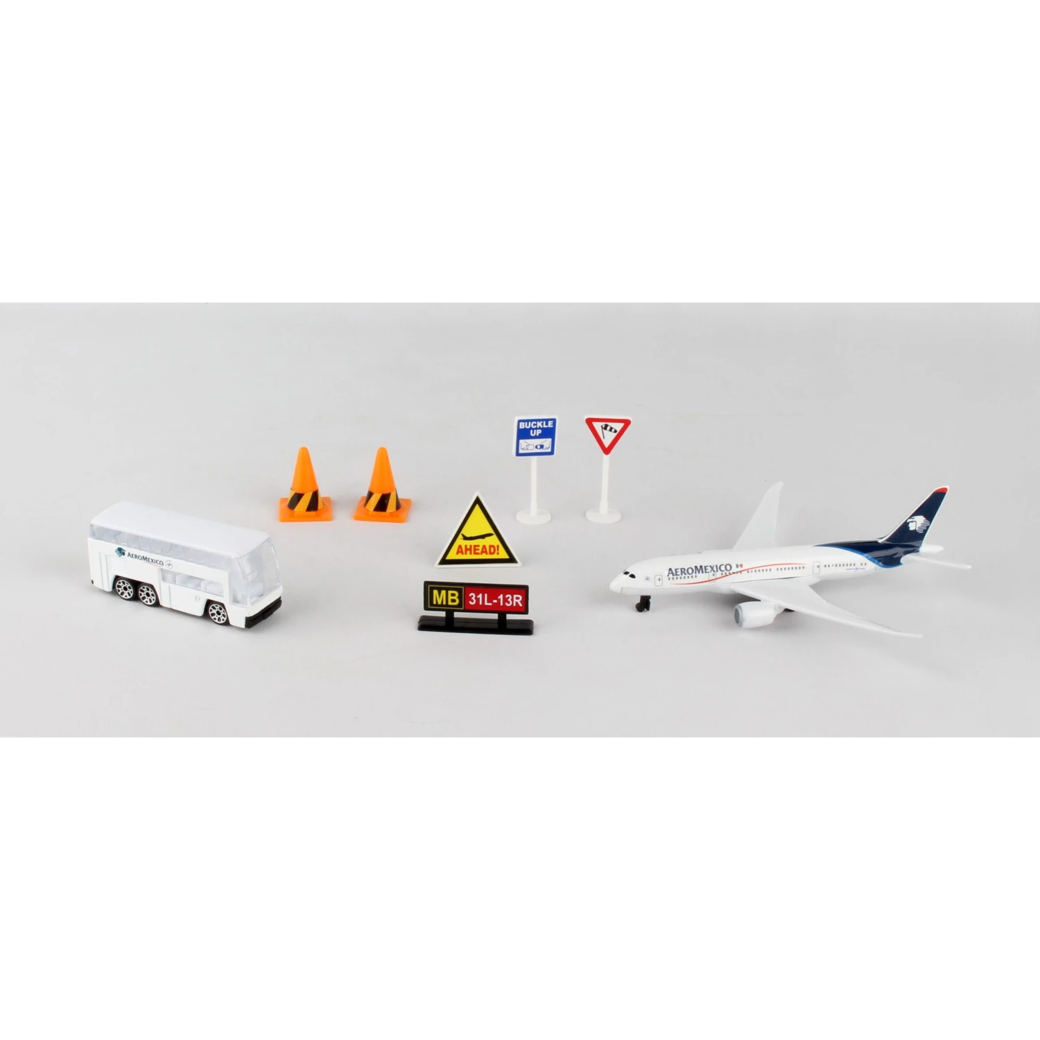 Daron Airport Playset AeroMexico 787RT2201 - Image 2