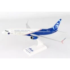 Skymarks 1/130 Alaska Air Veterans Boeing 737-900 Plastic Replica SKR917