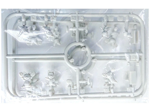 Sweet 1/144 Japanese A5M4 Type96 And Carrier Flight Deck & Cat Crew SWT14150 - Image 3