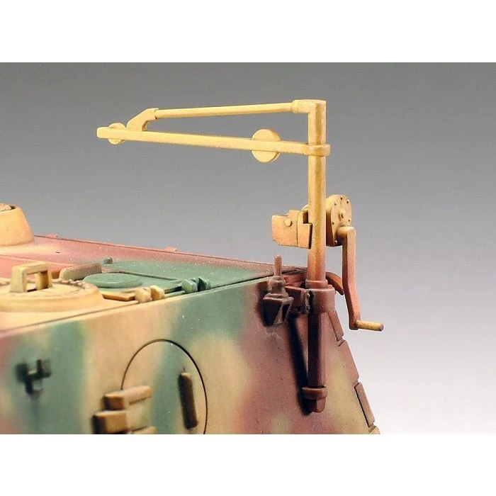 Tamiya 1/48 German Strumtiger 38cm Assault Mortar TAM32591 - Image 3